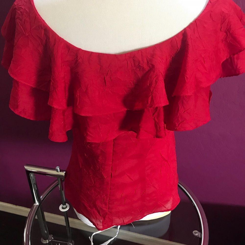 Elegant Red Ruffle top - Picture 3 of 4